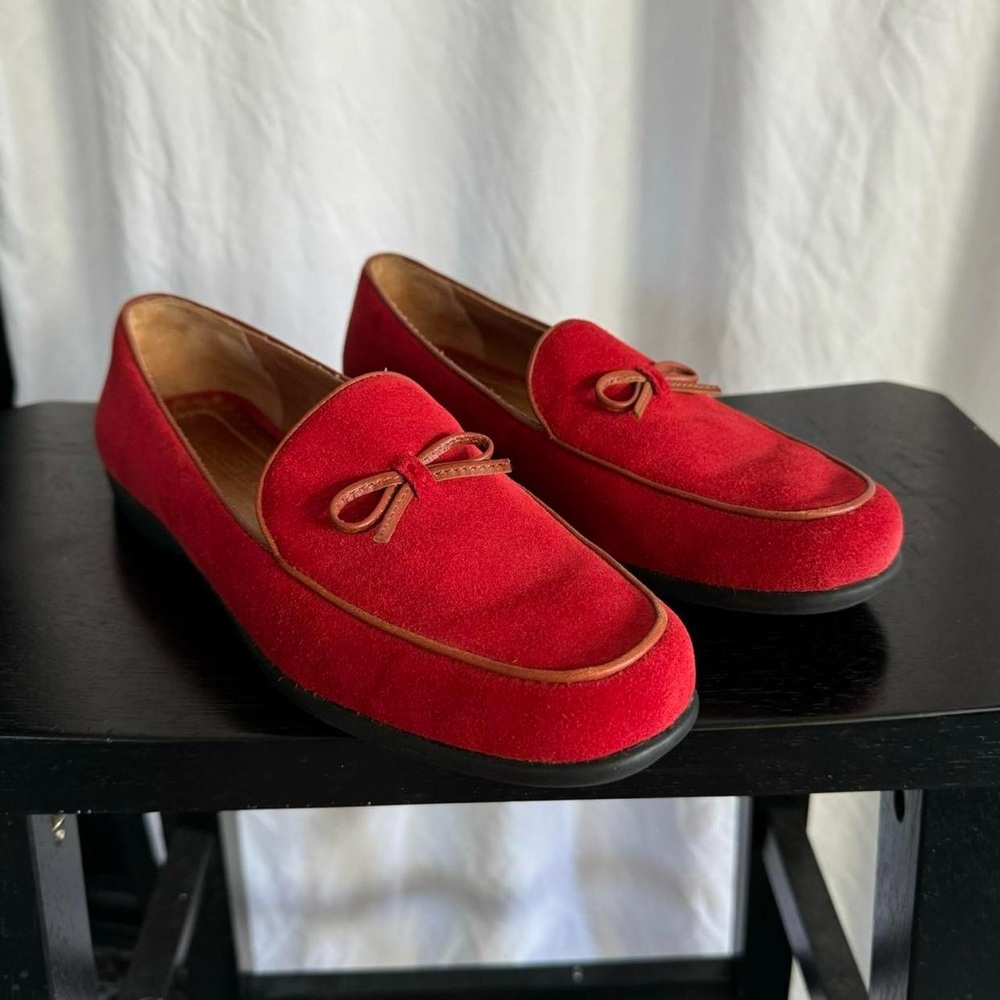 Lands End - womens like new red suede loafers with brown bow - size 7